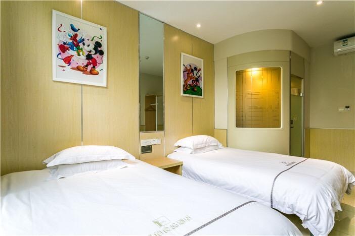 100 Inn Plus Pudong Airport Hotel Shanghai Exterior foto